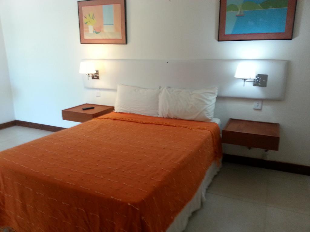 Ferradura Parque Inn